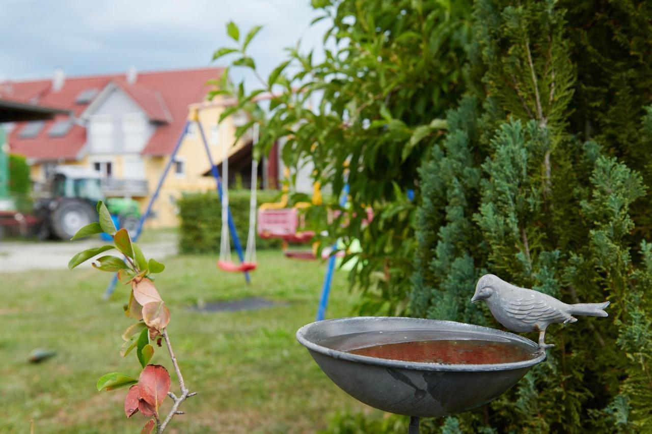 Ferienwohnung Ferienhof Dillmann - Langenargen Exterior foto